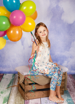 Kindergarten Foto Motiv Nr.1 mit dem Thema: Luftballons